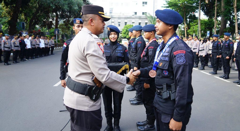 prestasi-1024x559.jpg