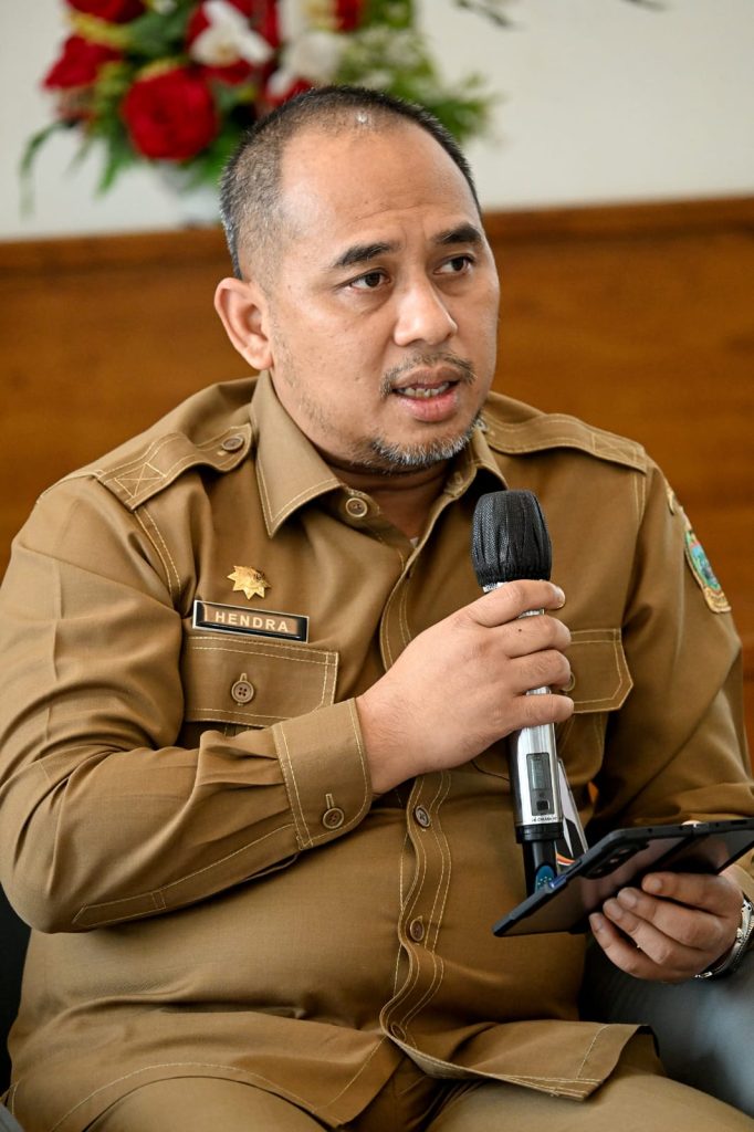7aee1b88-db5a-4c68-bf42-92549011c854-682x1024.jpg