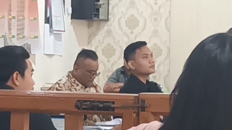 26b94774-47e3-4a5b-b76a-e7a9cd5872e3