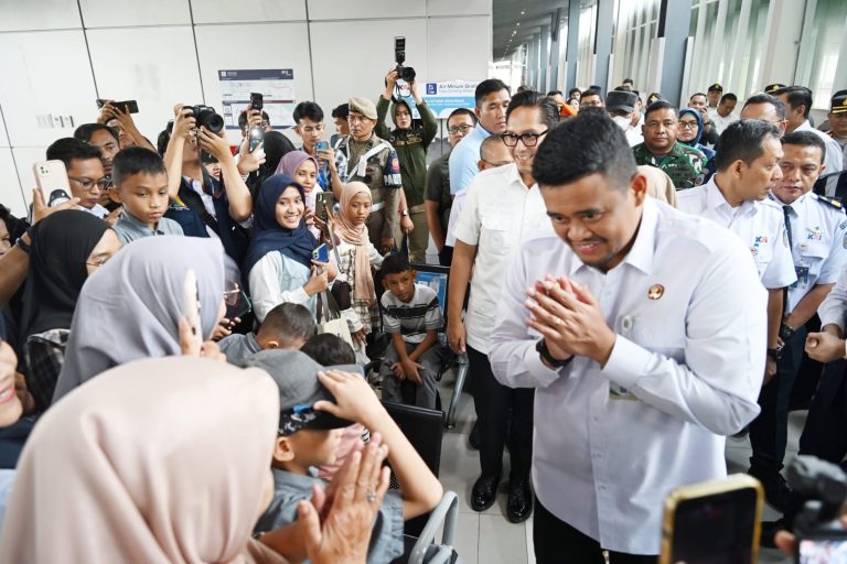 e9771b4b-8893-4df6-9d8d-ab8c86fdbd15