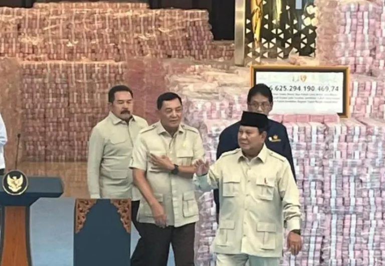 kejaksaan-agung-serahkan-rp-66-triliun-uang-rampasan-perkara-ke-negara-disaksikan-presiden-prabowo