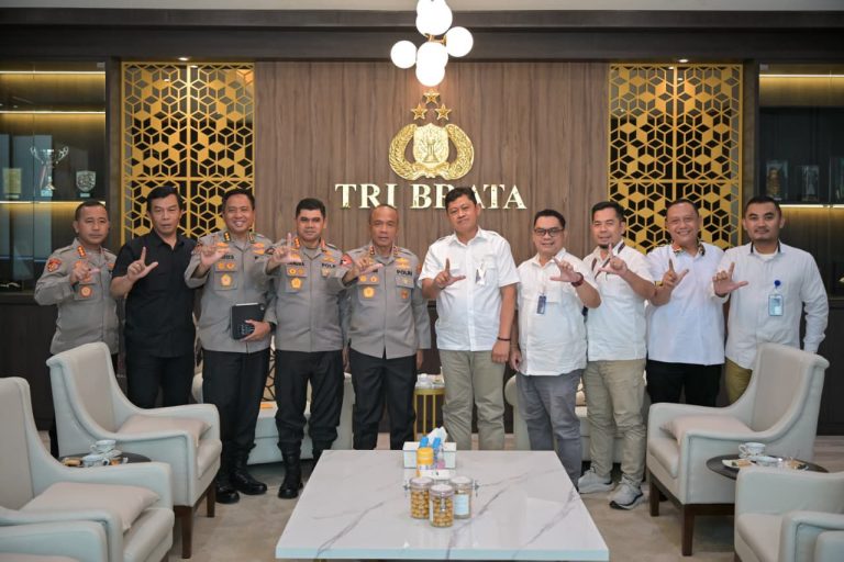 0603a586-42a6-4afe-8dbb-b619c4c362e0