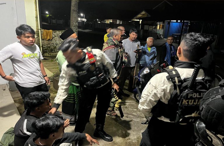 3e5b123f-34b5-4572-bfbe-46b0420d6862