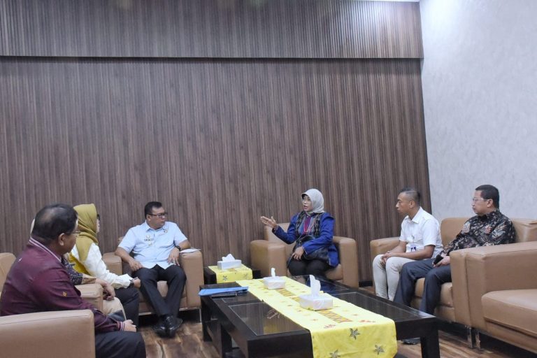 6b4c17a6-36dc-4952-9dd1-50c20f347356