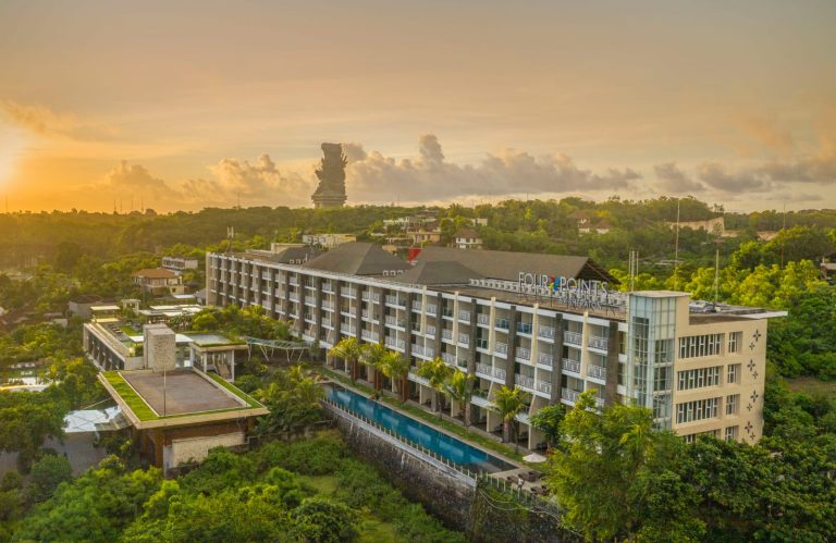 b6ee0ebe-18f2-441a-aec3-3d6f2080d90b