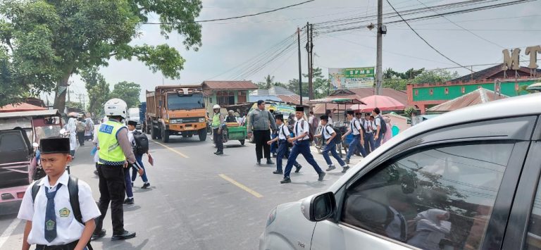 8479c817-371e-40d2-8a4f-4f4a6f240e06