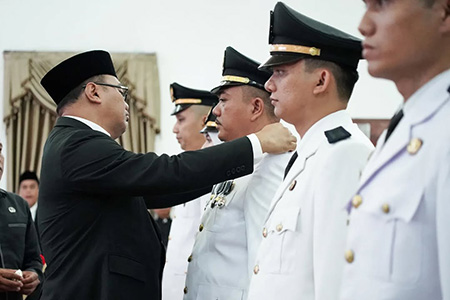 d4570a2d-2669-49ba-8463-414f6d64ff64