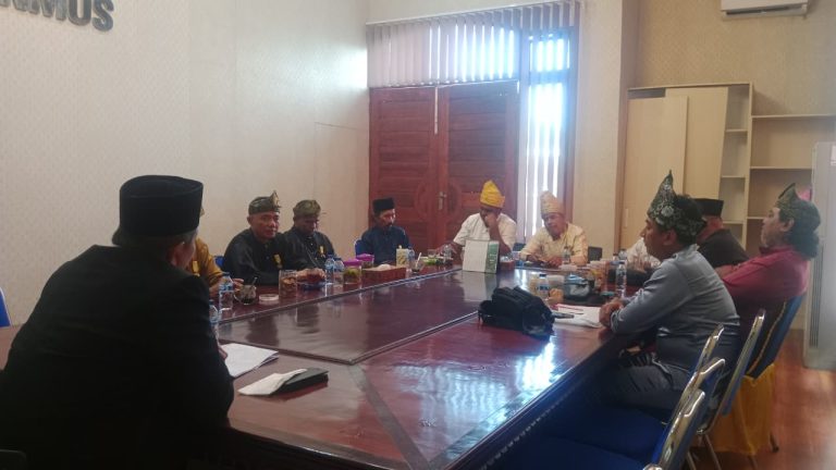 eea6c306-4d69-4544-ab84-ec02565de208