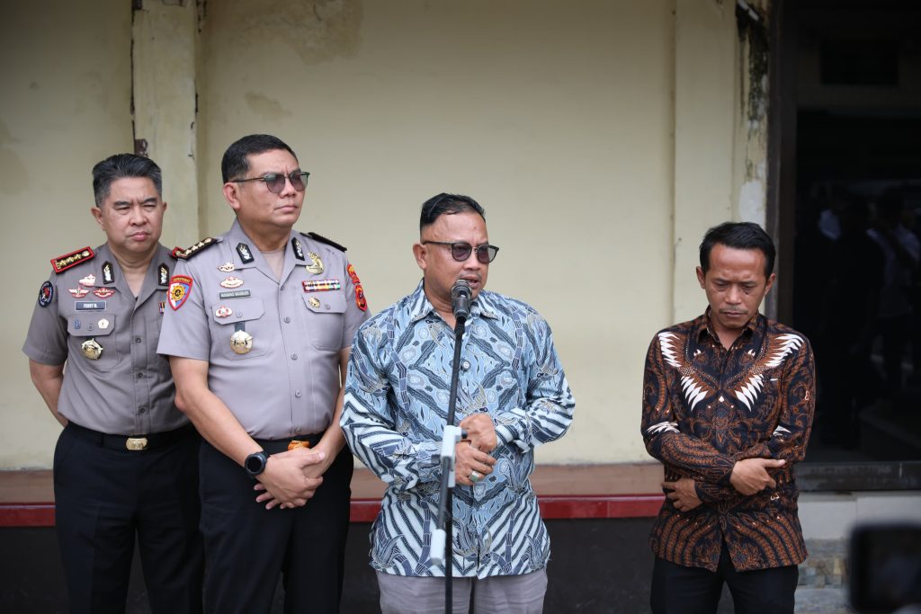 1000012051-1024x683.jpg
