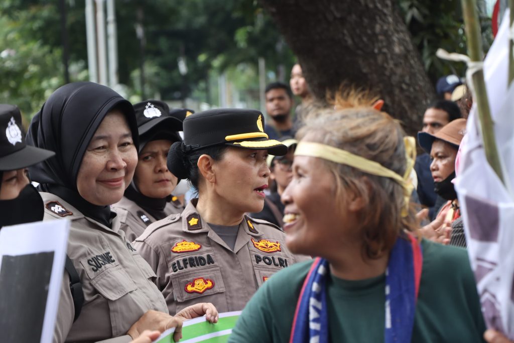 1000013126-1024x683.jpg