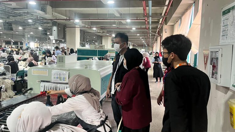 Kemnaker Tekankan Pelindungan Ketenagakerjaan di Kawasan Industri Kendal dan Batang