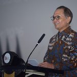 d6033383-83b4-40e0-abe9-aef1ddad9f35